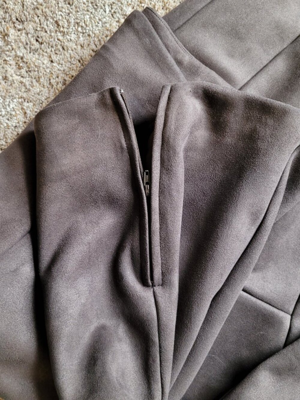 LOFT Faux Suede Leggings NWOT - Picture 7 of 8
